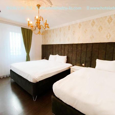 Hotel Adria Pristina Exteriör bild