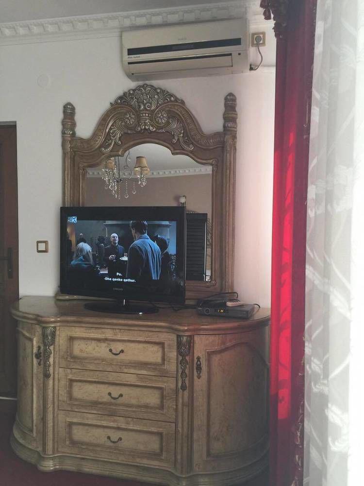 Hotel Adria Pristina Exteriör bild